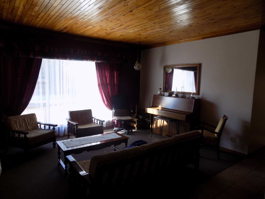 4 Bedroom Property for Sale in Universitas Ridge Free State